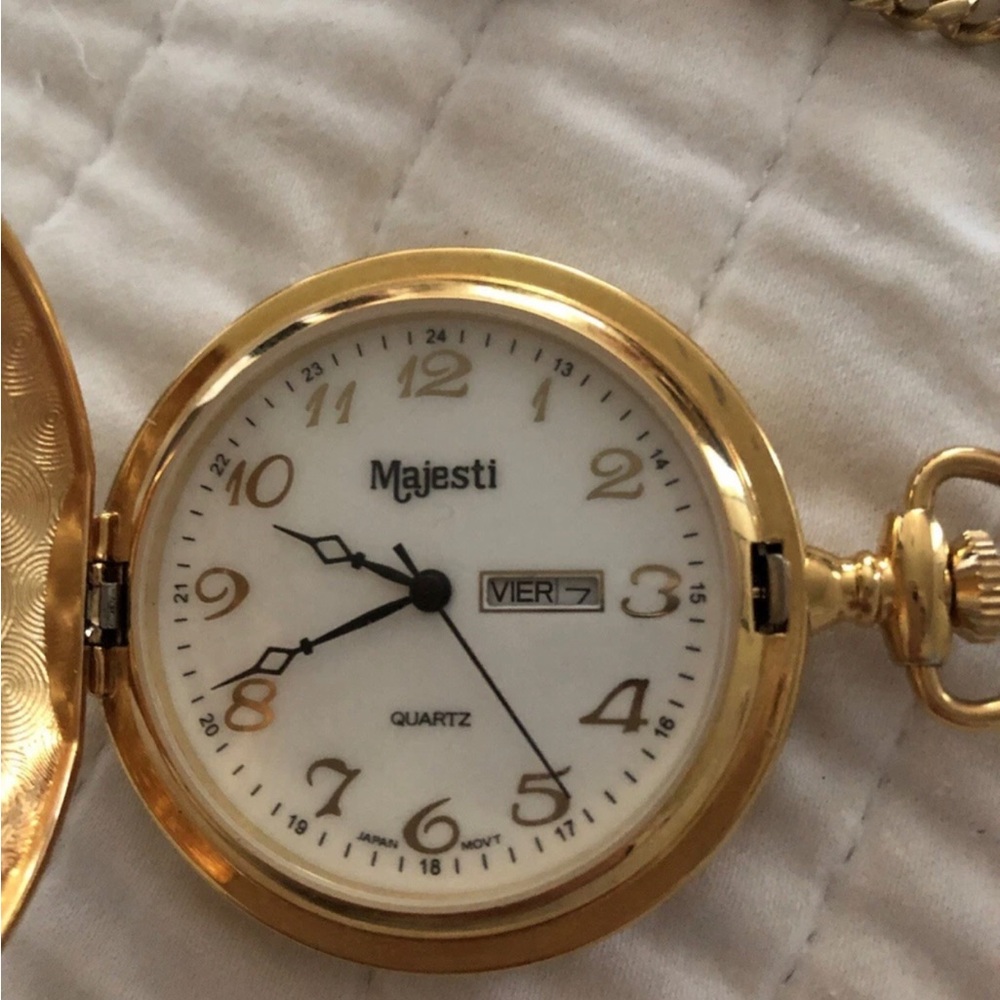 Majesti Gold Tone Pocket Watch Vintage Non Working